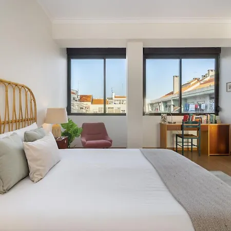 Апартаменты Whome Premium View 2-bed Great For R Workers & Families Лиссабон