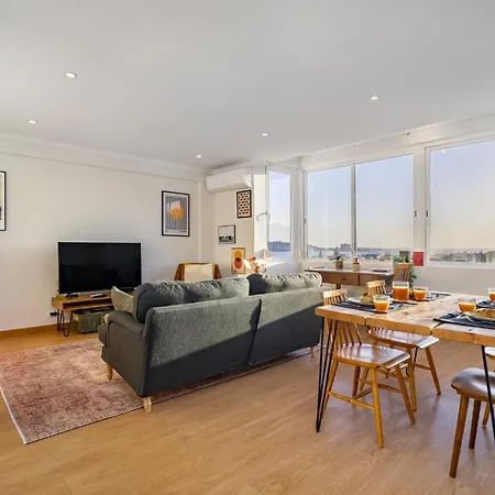 Apartment Whome Premium View 2-bed Great For R Workers & Families *