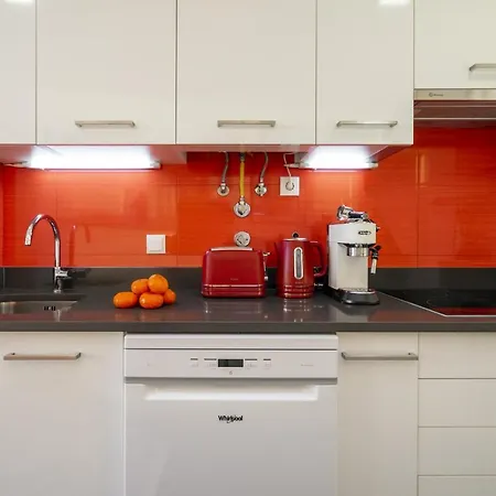 Whome Premium View 2-bed Great For R Workers & Families Apartment *