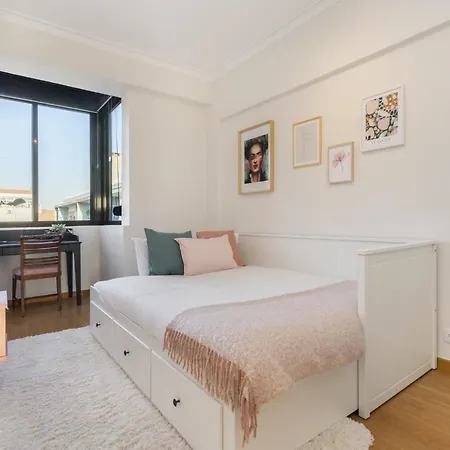 Apartment Whome Premium View 2-bed Great For R Workers & Families *