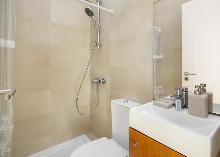 Whome Premium View 2-bed Great For R Workers & Families *