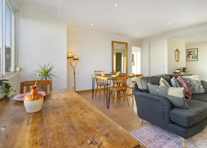 Apartamento Whome Premium View 2-bed Great For R Workers & Families Lisboa